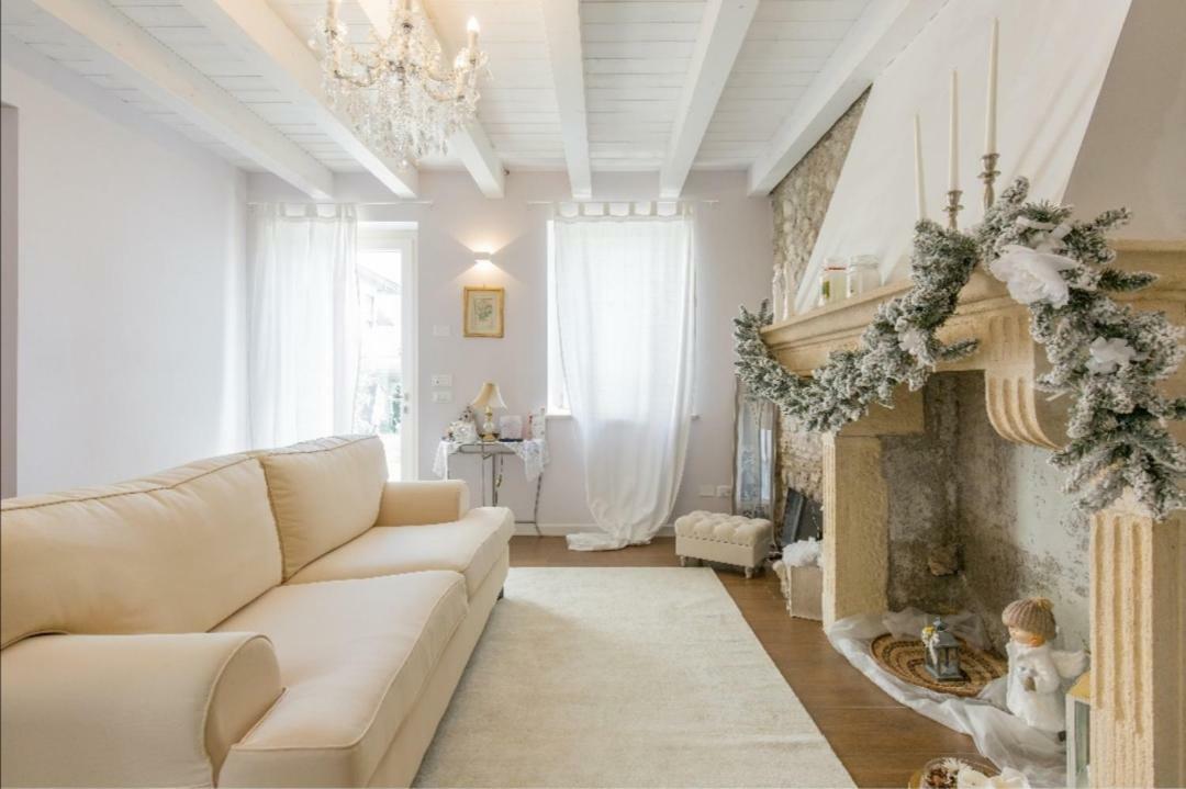 Hotel Sweet Corner Castelnuovo del Garda Exterior foto