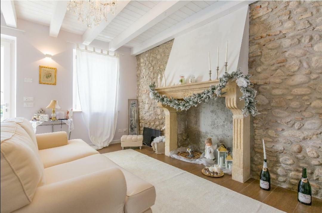 Hotel Sweet Corner Castelnuovo del Garda Exterior foto